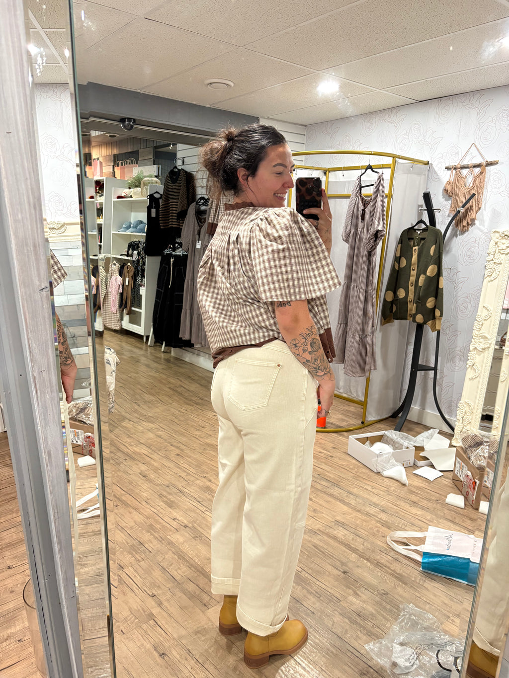 High rise cream barrel Jean