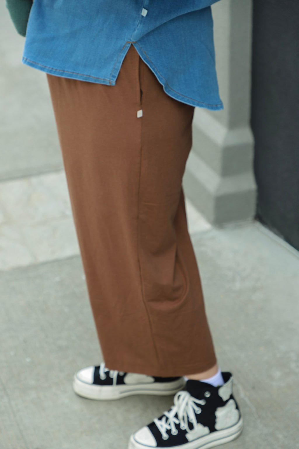 Ladies Wide Leg Cropped Pants