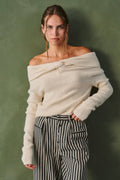 Twist Off Shoulder
